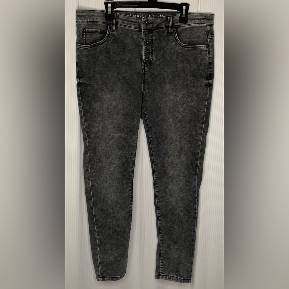 Frankie & Stella - Grey Wash High Rise Jeans - Size 18W